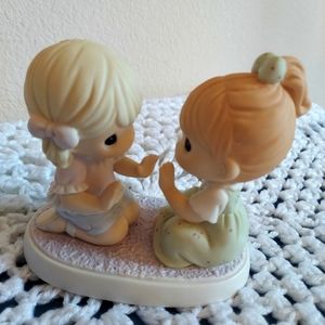 4/$40 2006 Precious Moments "Having a Sister is always Having a Friend"